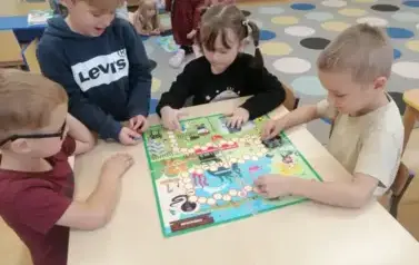 560299167_1253520776801653_1111762186242057647_n