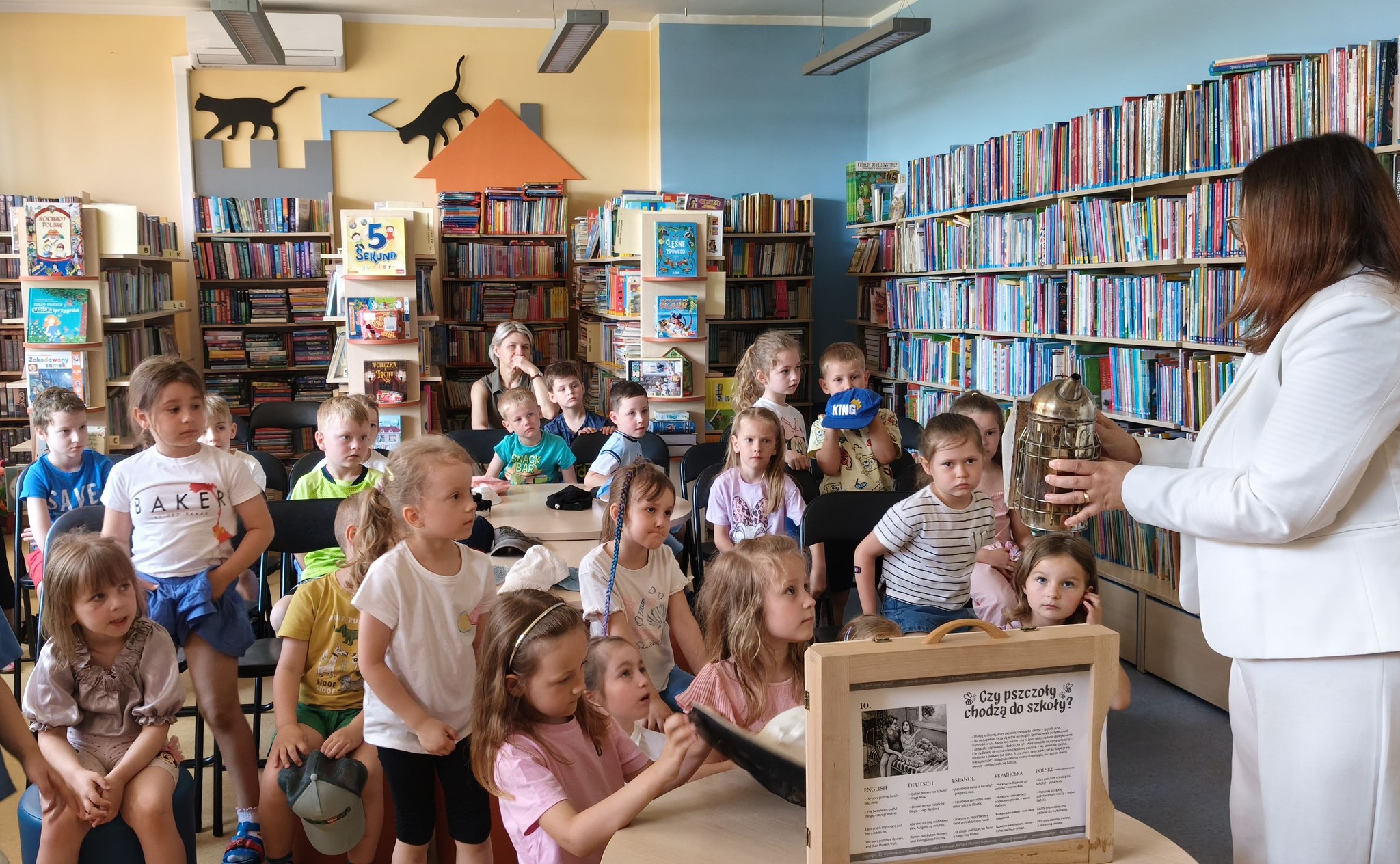 Wizyta dzieci w&nbsp;bibliotece