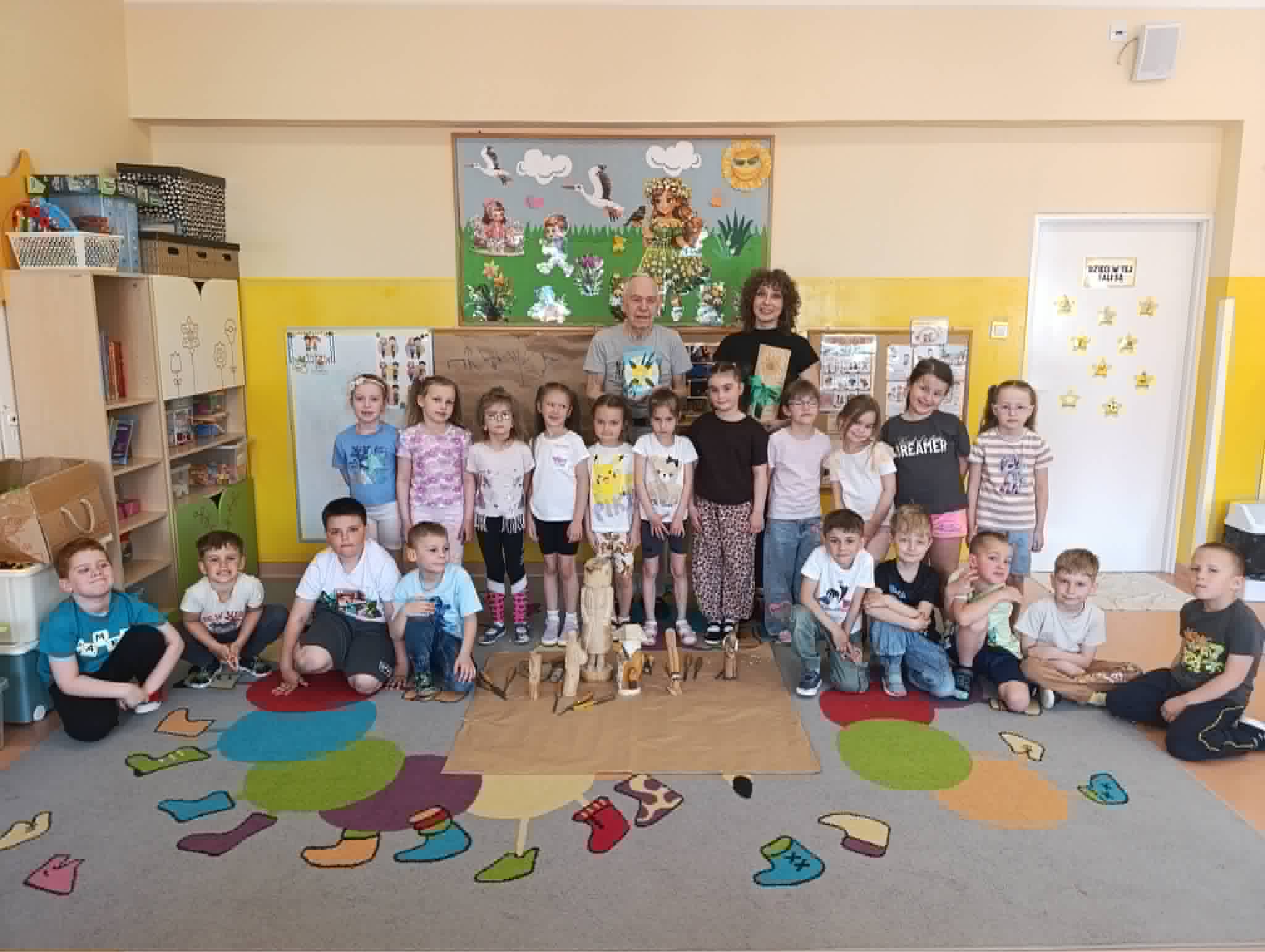 Spotkanie z&nbsp;rzeźbiarzem w&nbsp;grupie &bdquo;Elfy&rdquo;