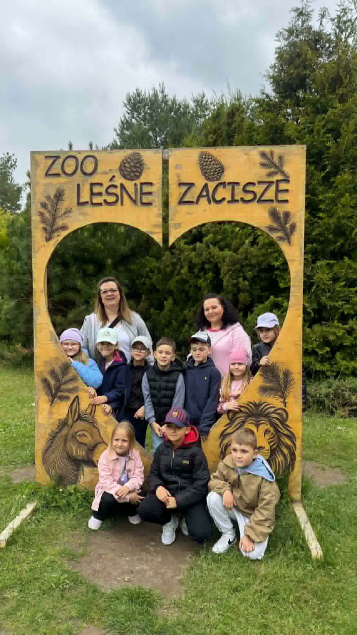Grupa Żabki na&nbsp;wycieczce