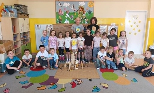 Spotkanie z rzeźbiarzem w grupie „Elfy”